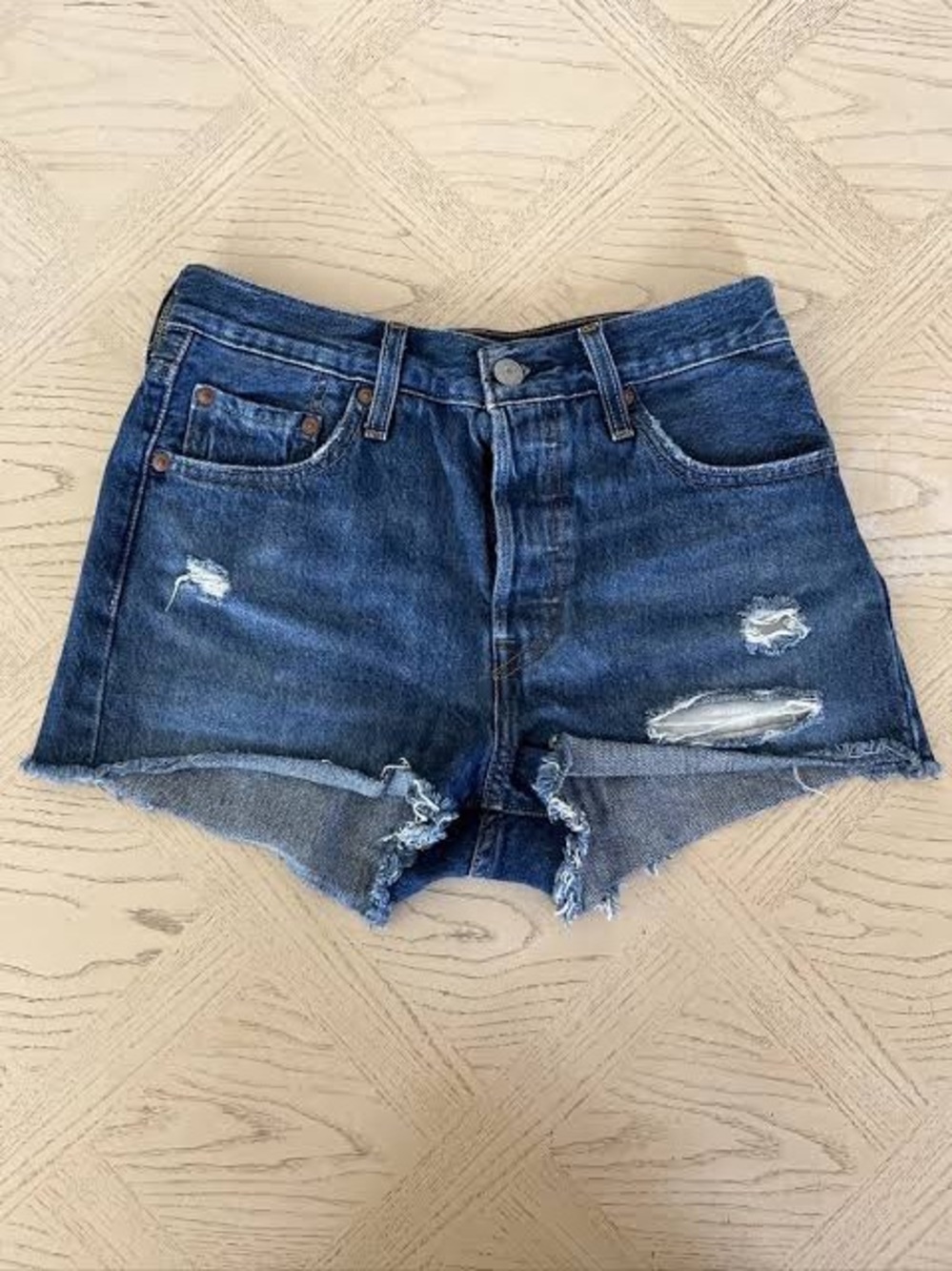 Levi's 501 shorts women 27 high rise button fly denim cut off jeans blue